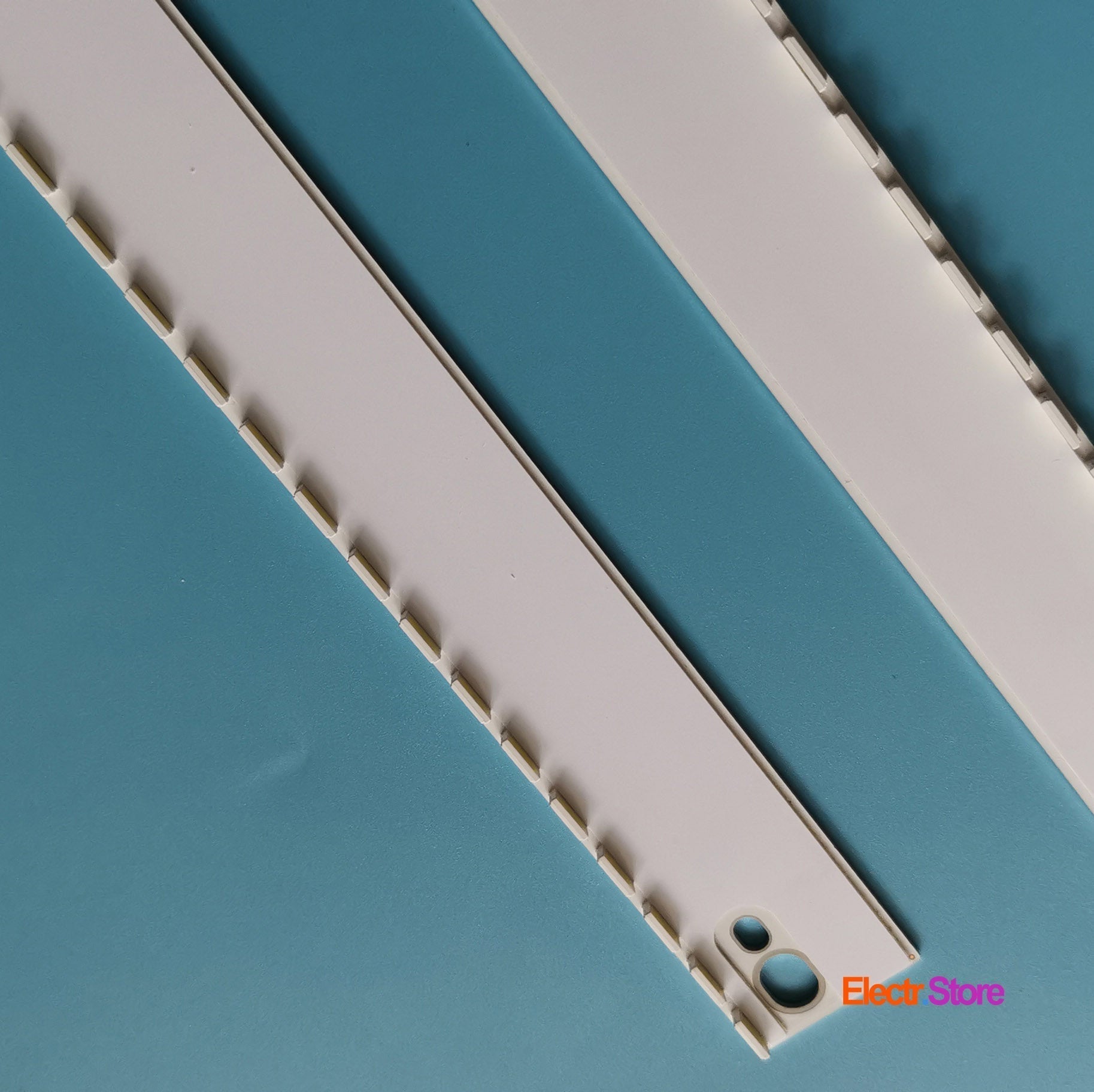 LED Backlight Strip Kits, BN96-39676A/39677A, V6ER_430SMA_LED48_R2/V6ER_430SMB_LED48_R2, 2X48LED (2 pcs/kit), for TV 43" SAMSUNG: UE43KU6400U, UN43KU7000F 43" BN96-39676A BN96-39677A BN96-39678A BN96-39679A LED Backlights Samsung V6ER_430SMA_LED48_R2 V6ER_430SMB_LED48_R2 Electr.Store